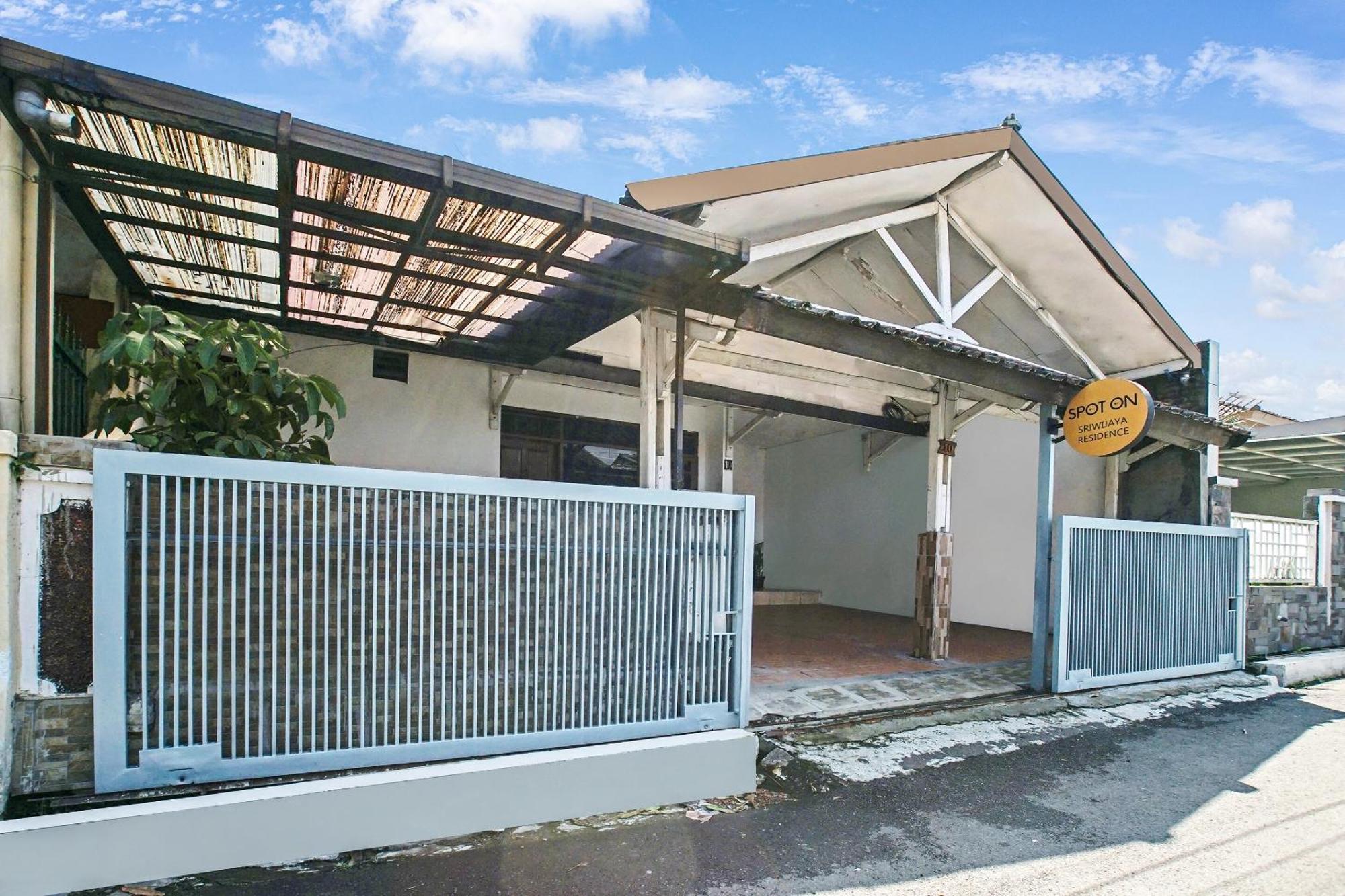 Spot On 91117 Sriwijaya Residence Syariah Bandung Exterior photo